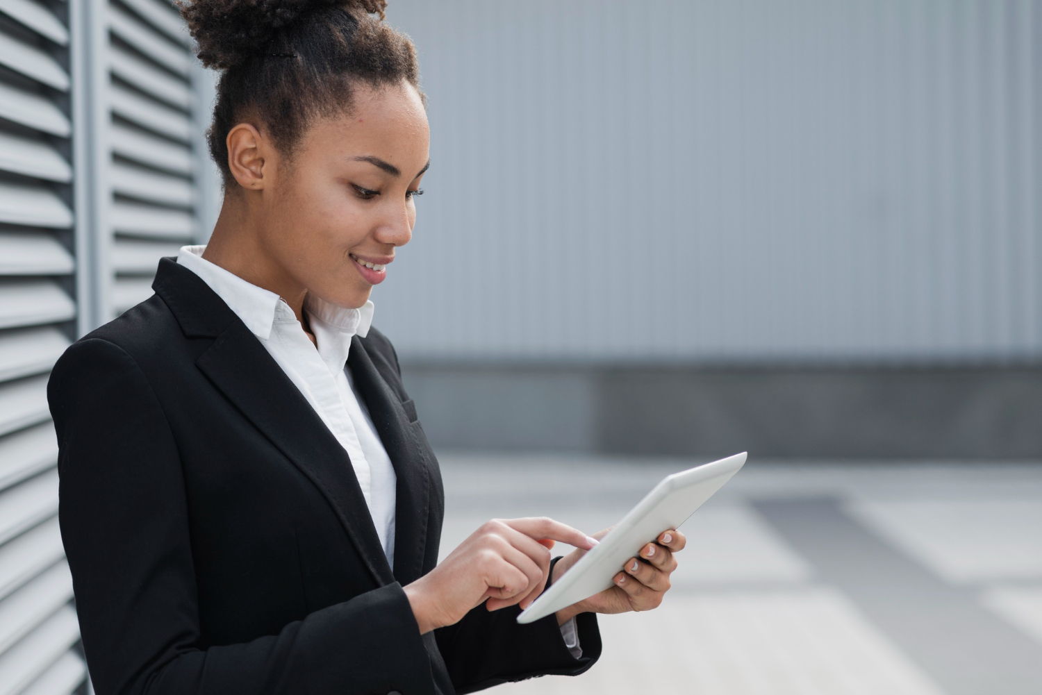 The Importance of Lone Worker Alarms for Employee Safety
